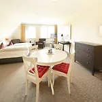 维滕贝克乡村酒店 4*